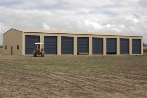 Sheds, Garages & Farm Buildings .